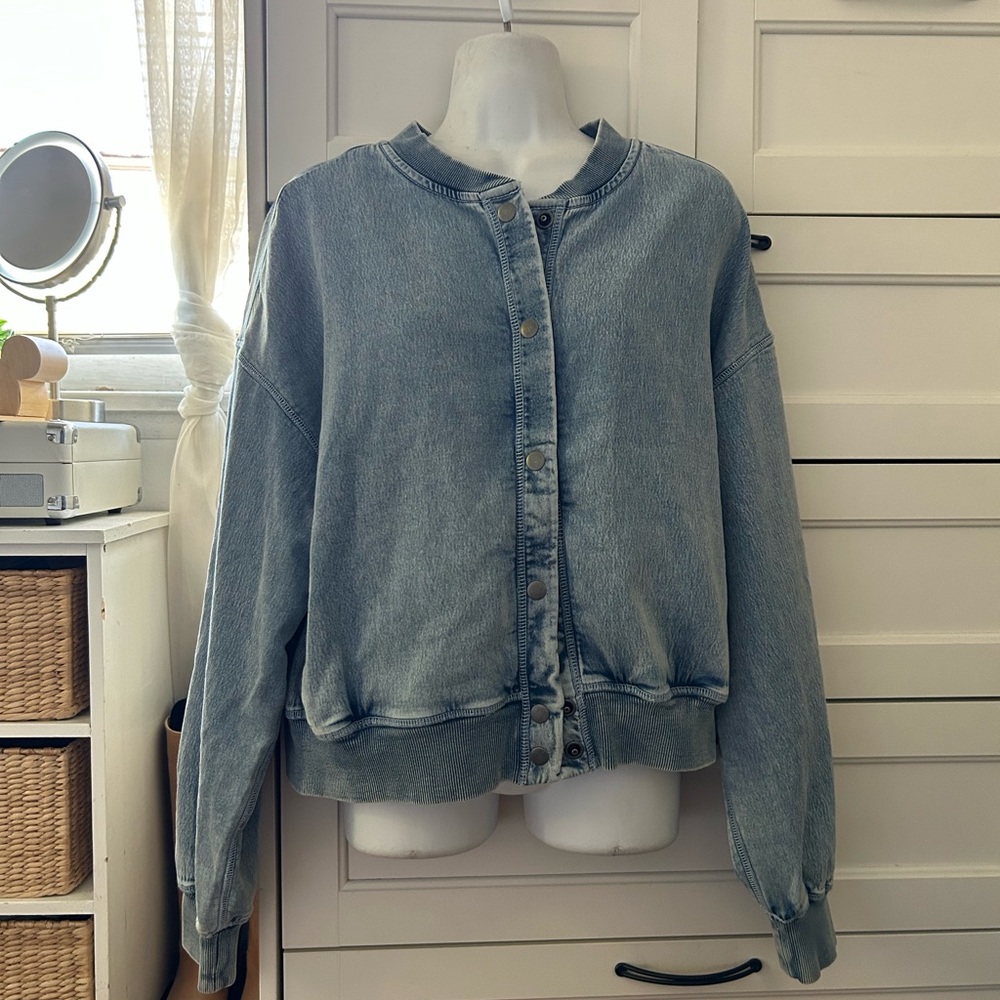 Aerie bomber jacket medium